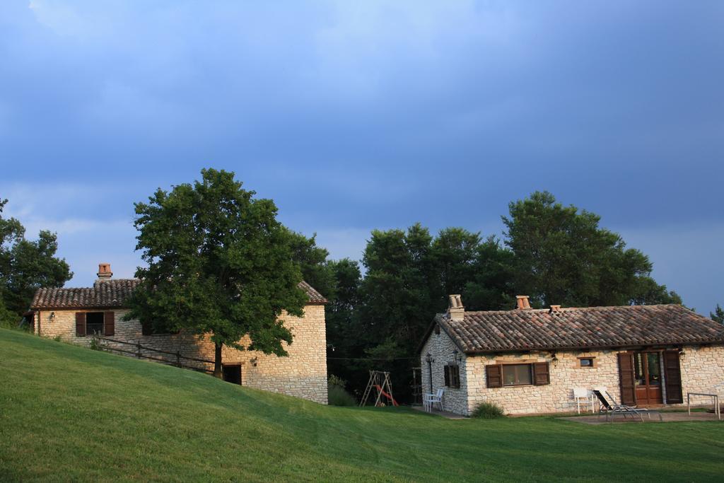 Agriturismo Valdifiori Sassoferrato Buitenkant foto