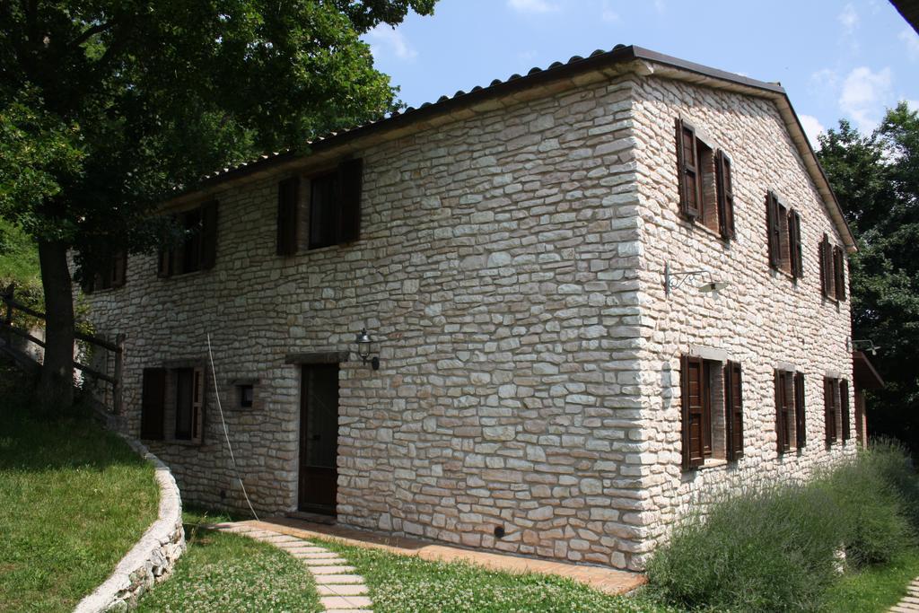 Agriturismo Valdifiori Sassoferrato Buitenkant foto